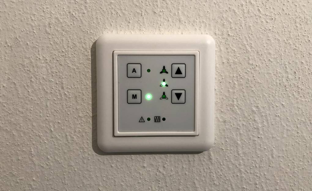 VALLOX FlatBox Referenz KE Memmingerstr. BV 8WE Hörmann - Bedienelement